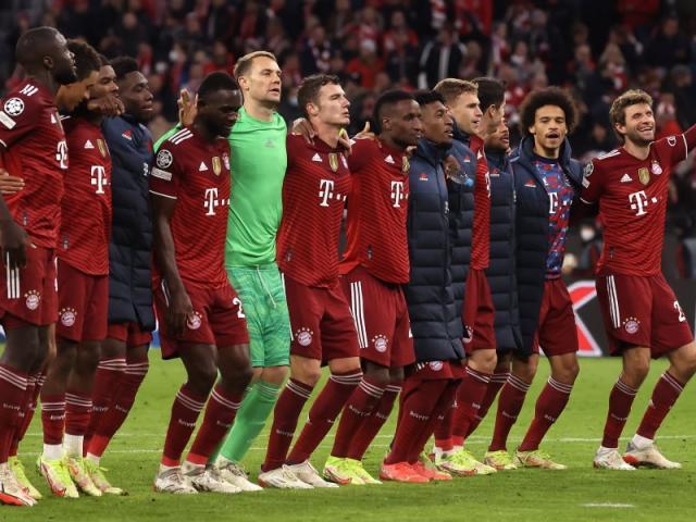 178体育直播在线观看-新阵型，5个精彩进球，莱万百场戴帽，拜仁又嗨翻了！